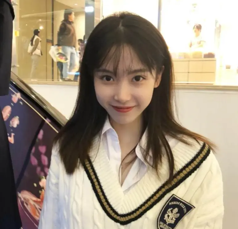 《frontinnocent》相关资源图片