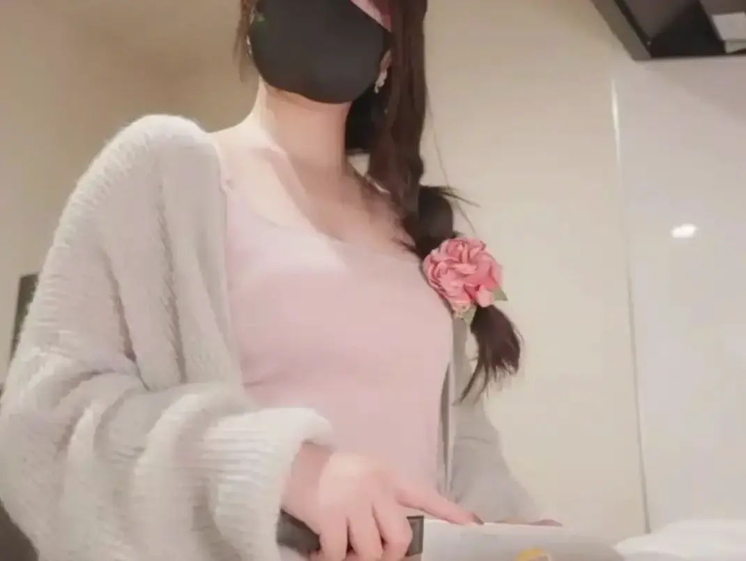 《台北娜娜Vlog全集》<br />
《台北娜娜新作》相关资源图片