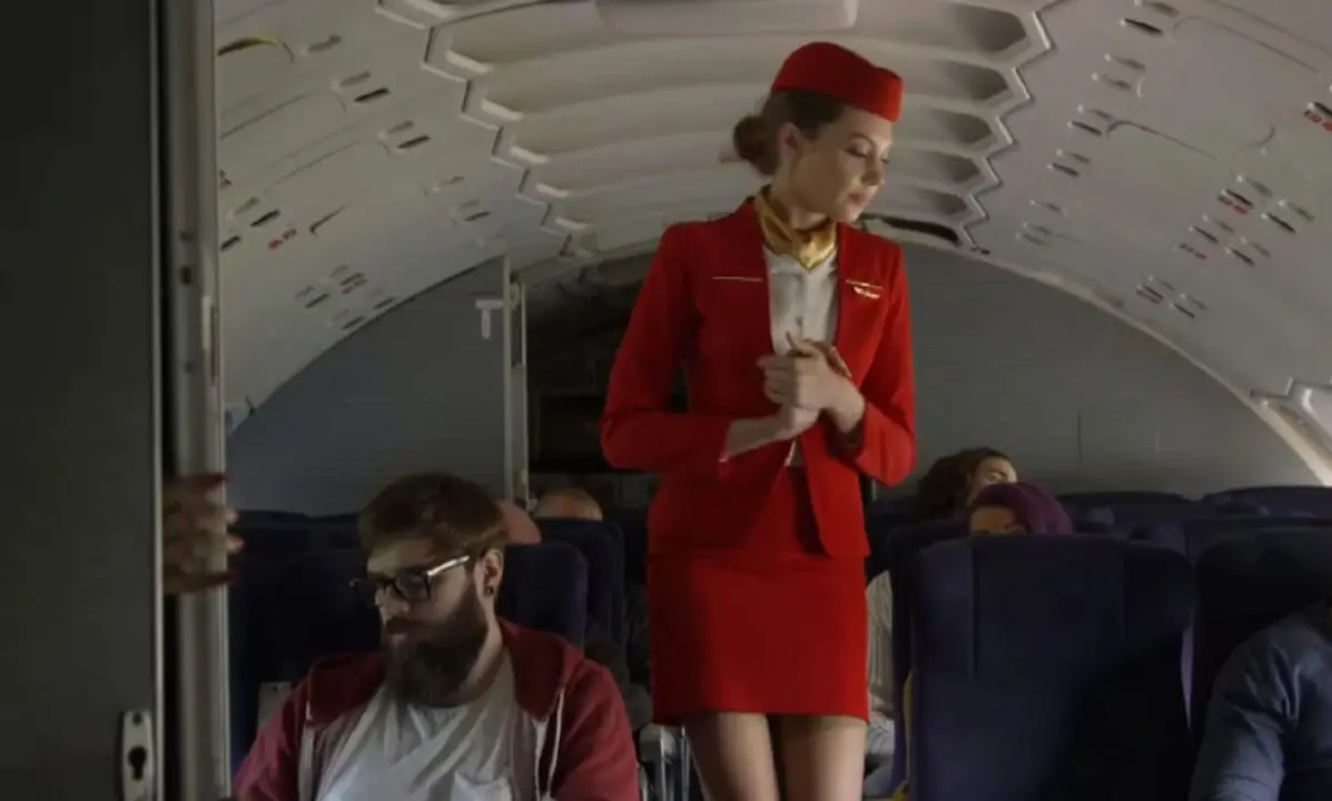 《法国空姐》相关资源图片