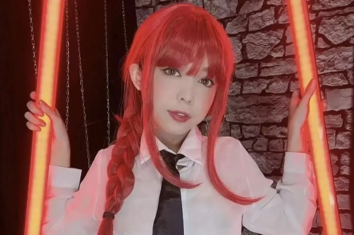 《绯红小猫》相关资源图片