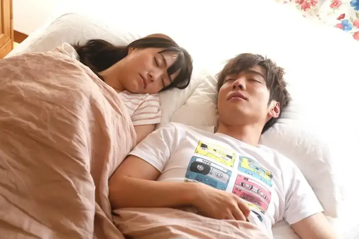 《甜蜜邂逅影像集》相关资源图片